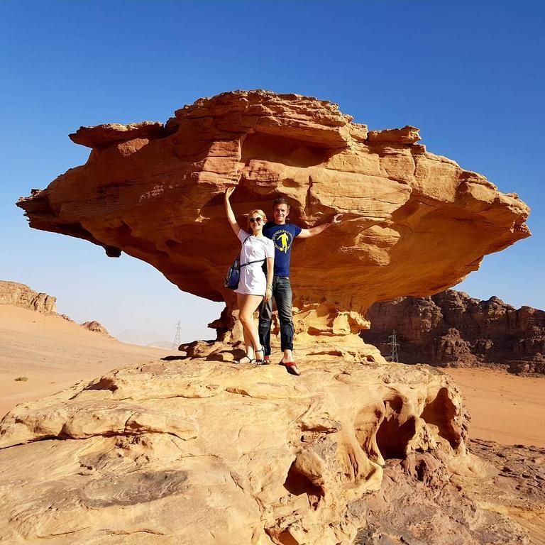 Wadi Rum Light Camp Esterno foto