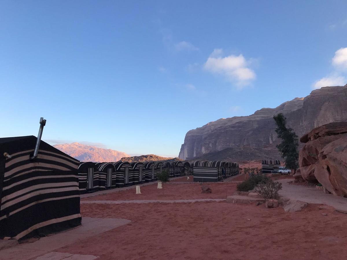 Wadi Rum Light Camp Esterno foto